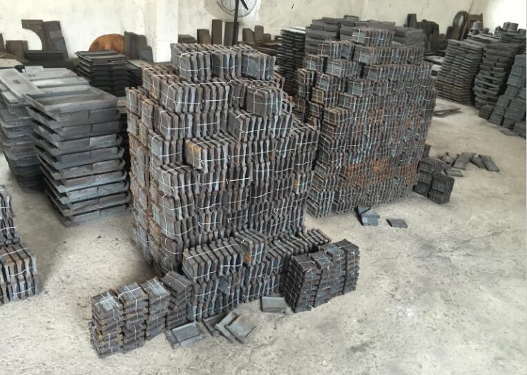 江蘇拋丸機除銹設備 拋丸機中葉片起著什么樣的作用?